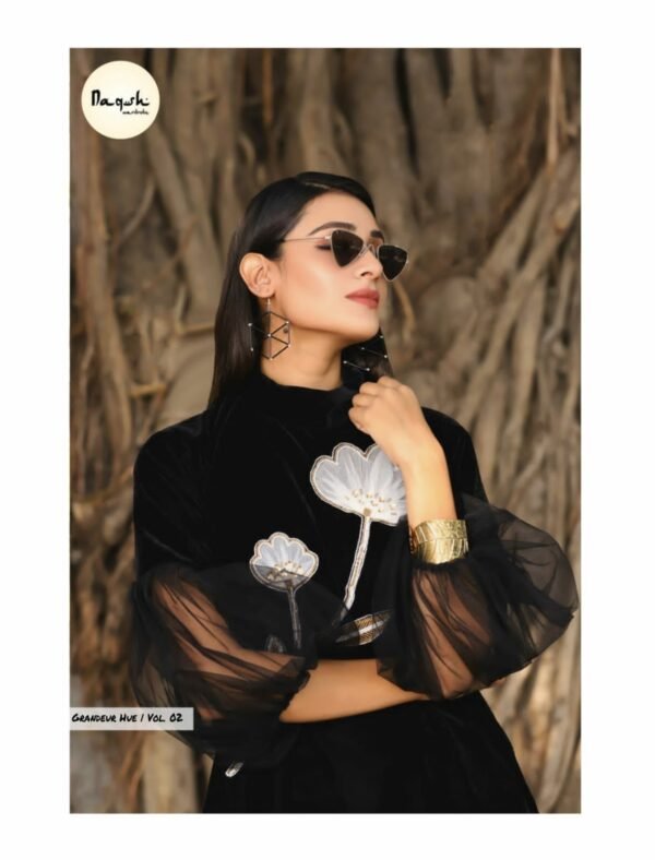 Grandeur Hue Vol. 02